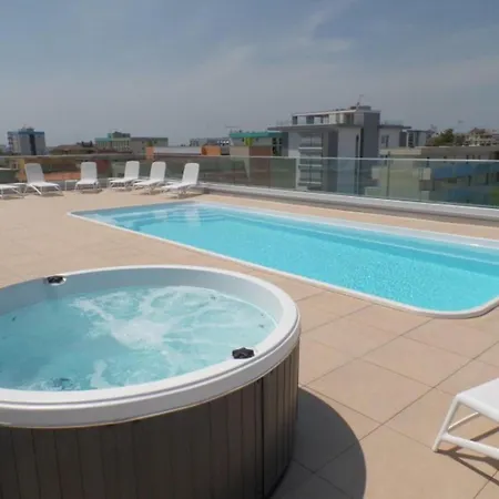 Apartment Airy Featuring Private Terraces Bibione